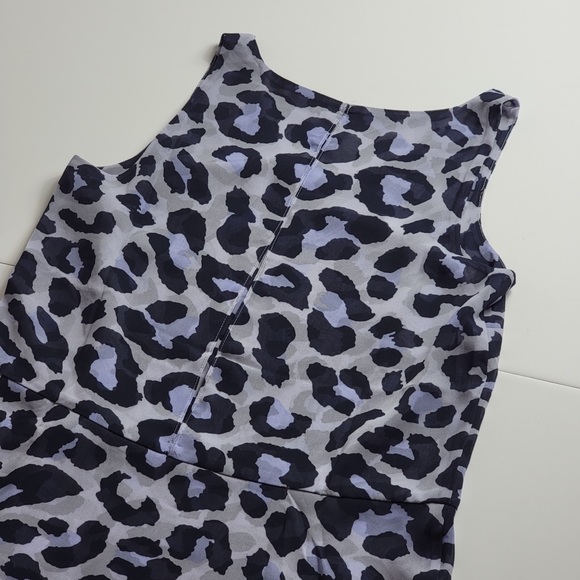 CAbi Feline Blouse Sleeveless - Picture 8 of 9